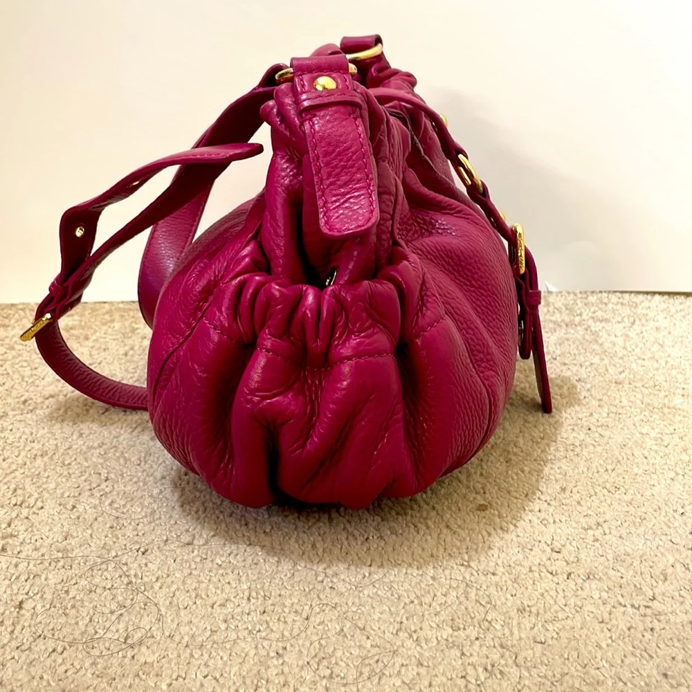 Michael Kors Pink / Purple Pebble Leather Crossbody With Gold Hardware